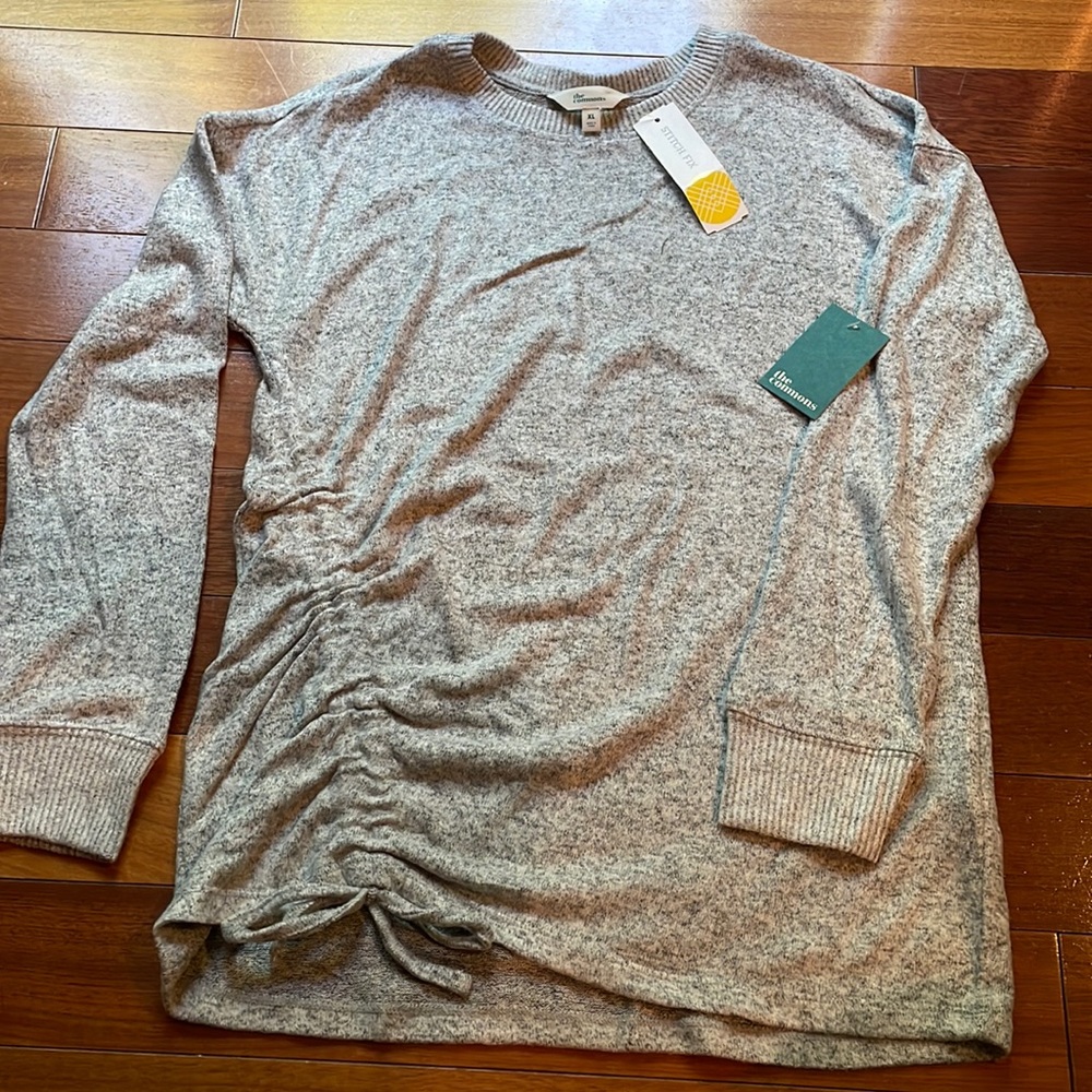 Girls size XL The Commons Sweater. NWT Super Soft!